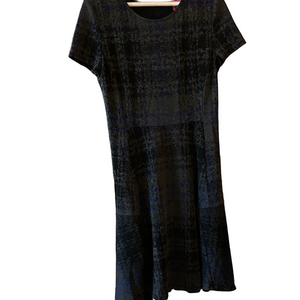Betsey Johnson Black royal Blue, gray Women's plaid Dress size 6